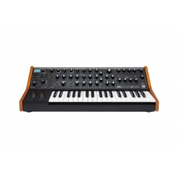 Moog Sub37